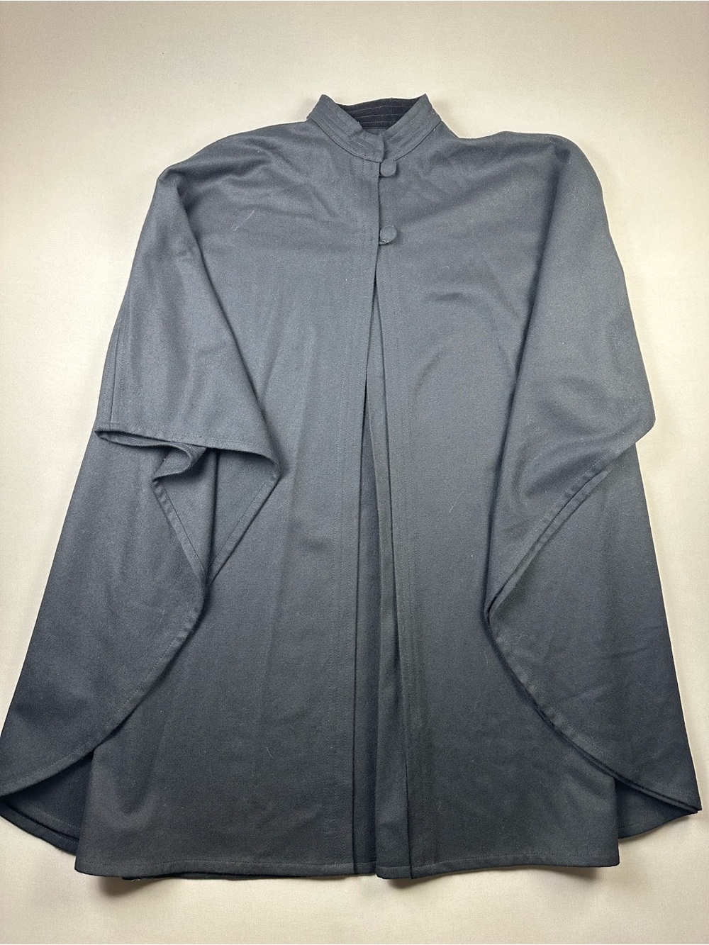 Vintage Texas Body Hangings Wool Cloak Cape w/ Velvet Neckline - Womens Medium